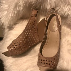 Kenneth Cole Reaction Sandals